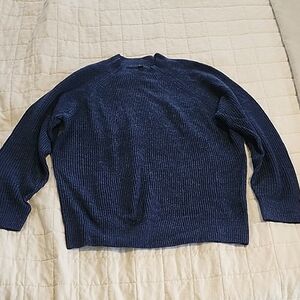 Uniqlo Deep Blue Crewneck Sweater